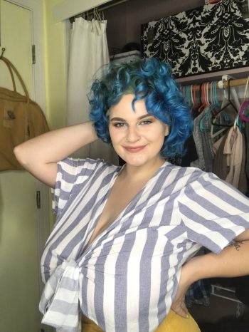 Femme Ronde et Sensuelle à Tours Prête pour un Plan Cul Torride par Téléphone Dès Ce Soir avec un Homme Audacieux rencontre-MILF-Tours